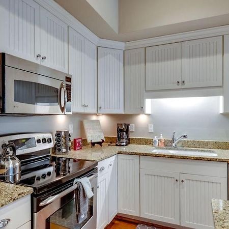 201 York #3 - Homey Downtown 2 Bedroom Steps From The River Savannah Buitenkant foto