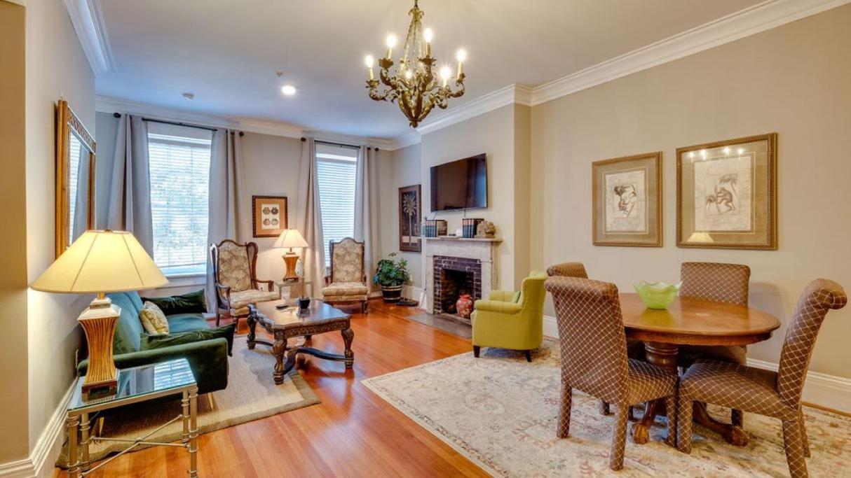 201 York #3 - Homey Downtown 2 Bedroom Steps From The River Savannah Buitenkant foto