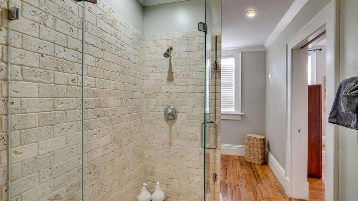 201 York #3 - Homey Downtown 2 Bedroom Steps From The River Savannah Buitenkant foto