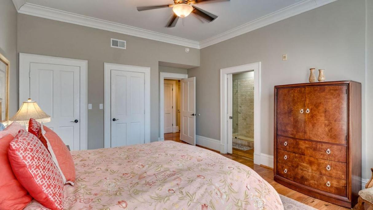 201 York #3 - Homey Downtown 2 Bedroom Steps From The River Savannah Buitenkant foto