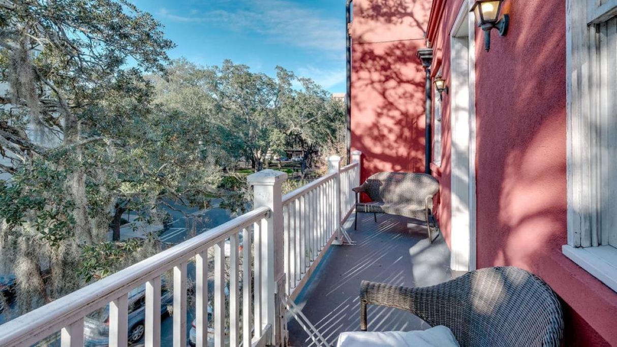 201 York #3 - Homey Downtown 2 Bedroom Steps From The River Savannah Buitenkant foto
